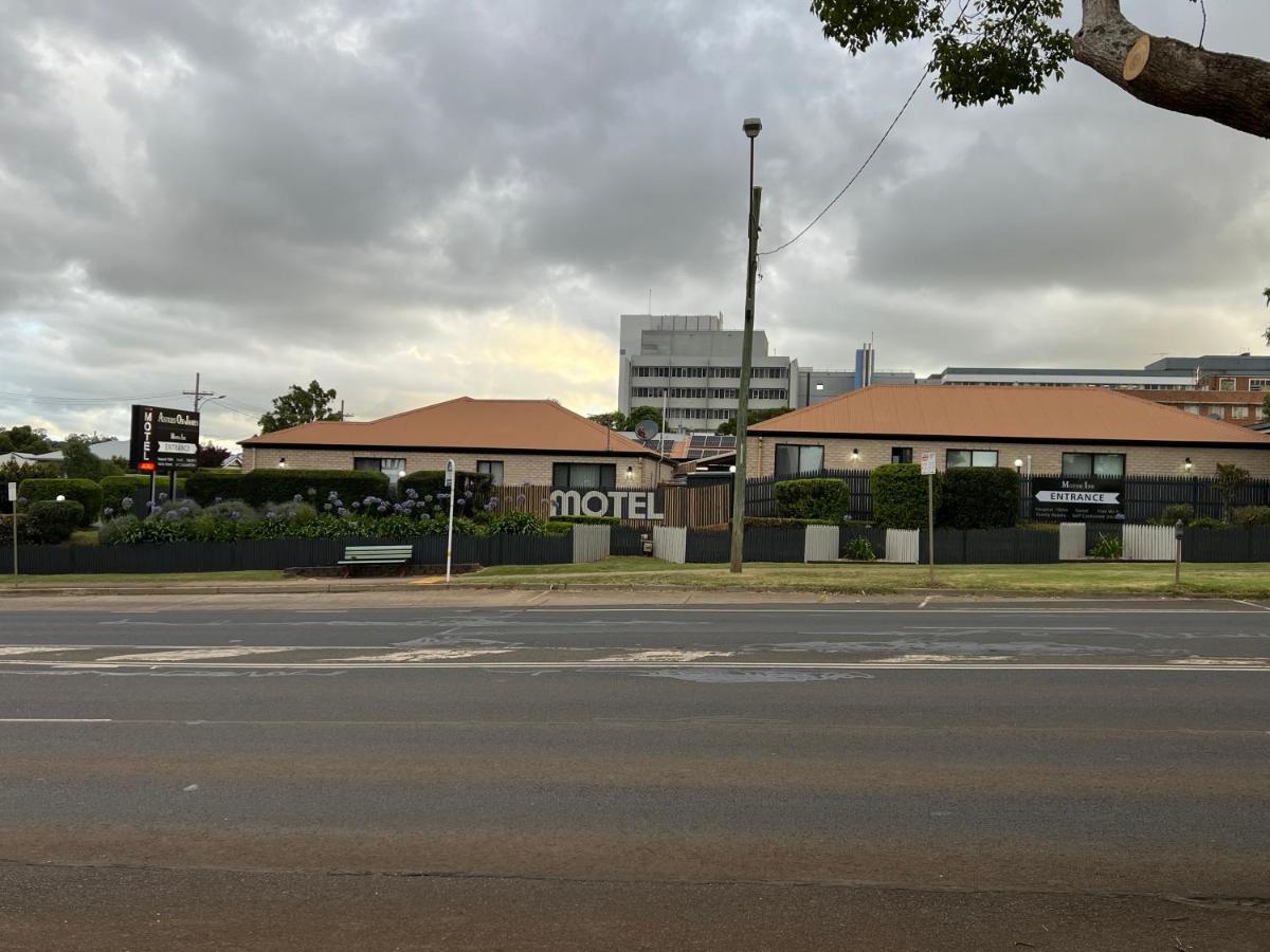 Asters On James Motor Inn Toowoomba Exteriör bild