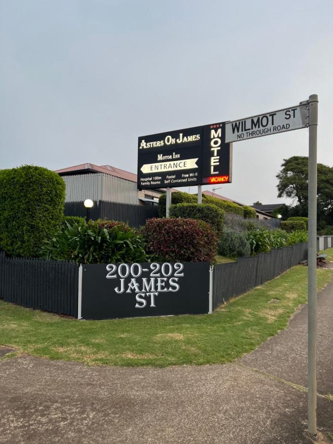 Asters On James Motor Inn Toowoomba Exteriör bild
