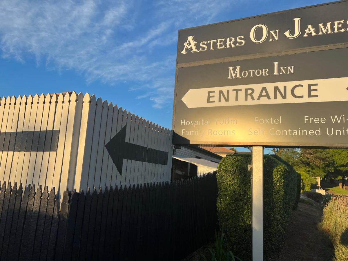 Asters On James Motor Inn Toowoomba Exteriör bild