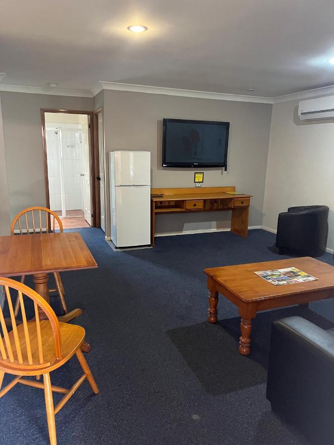 Asters On James Motor Inn Toowoomba Exteriör bild